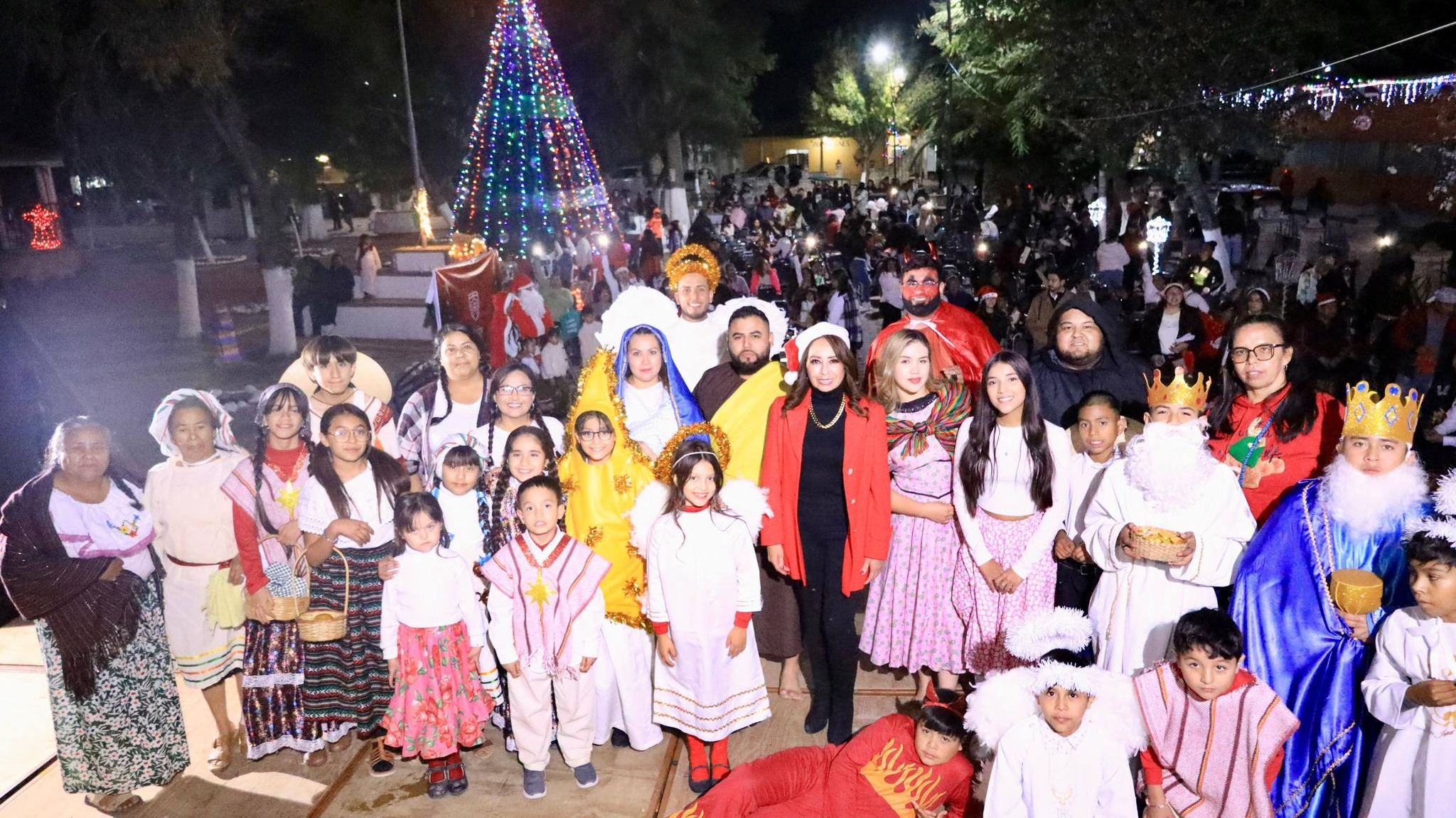 CELEBRANDO EL ESPÍRITU DE LA NAVIDAD